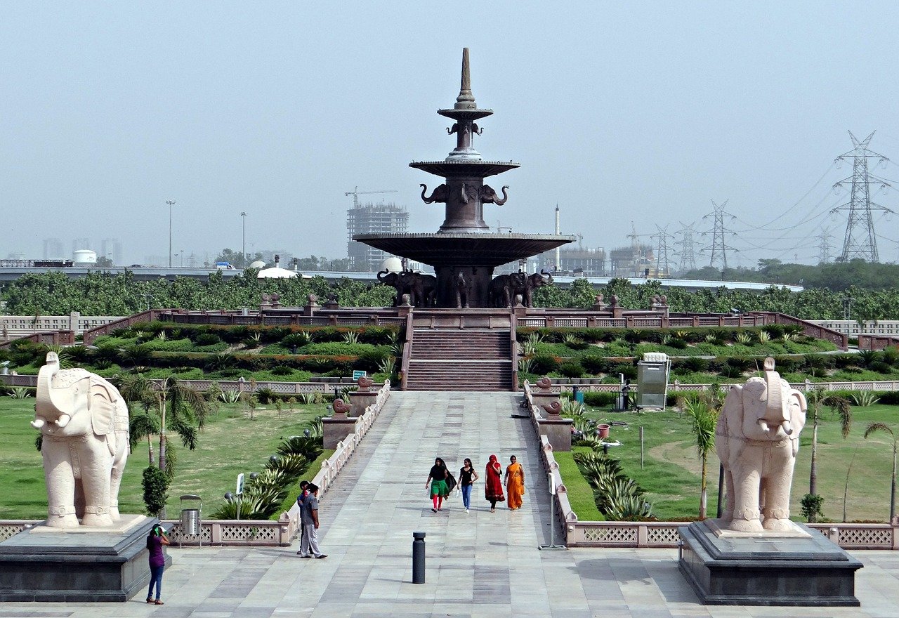 Mussoorie To Noida Taxi